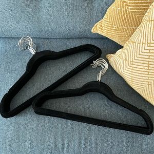 Set of 20 velvet hangers